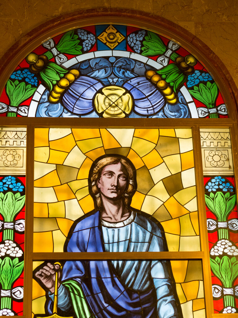 buntes Kirchenfenster