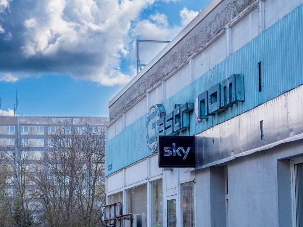 Gebäude