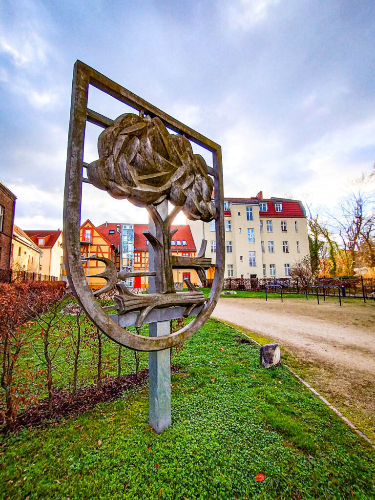 Wappen mit Pflanze