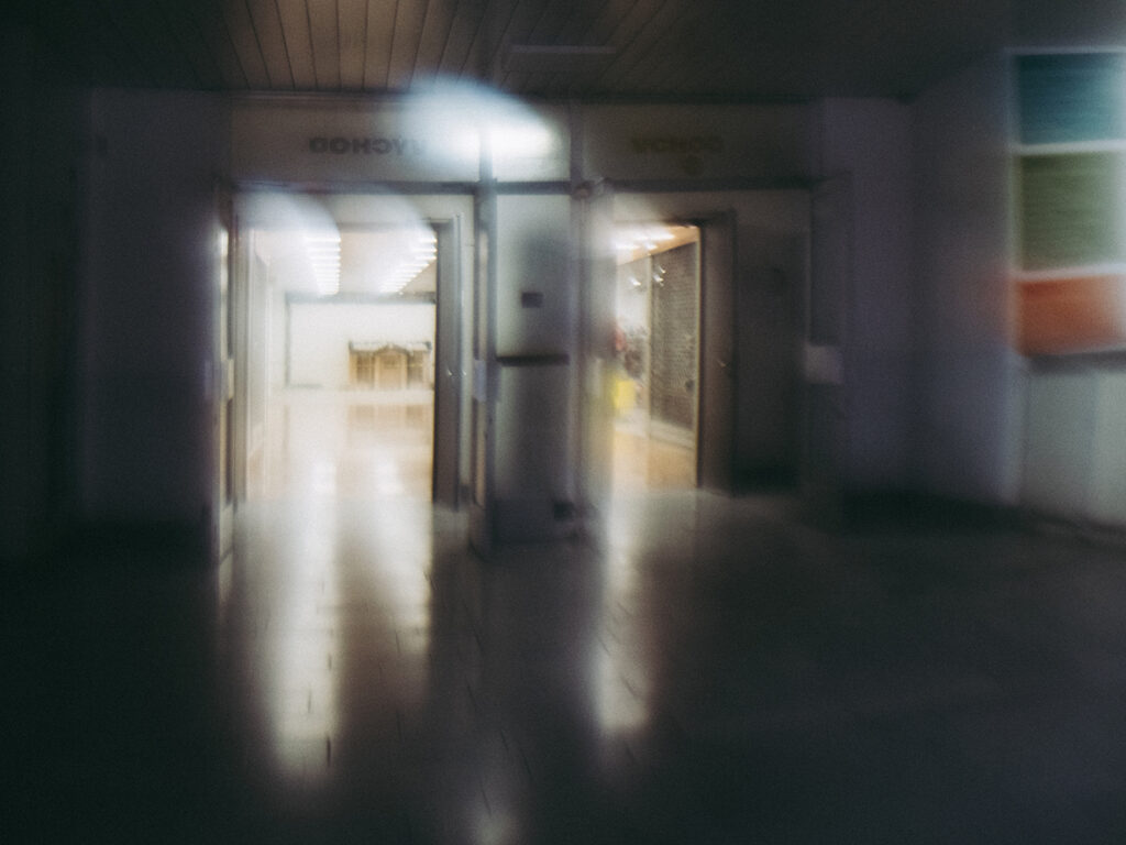 Gebäude innen gespentisch