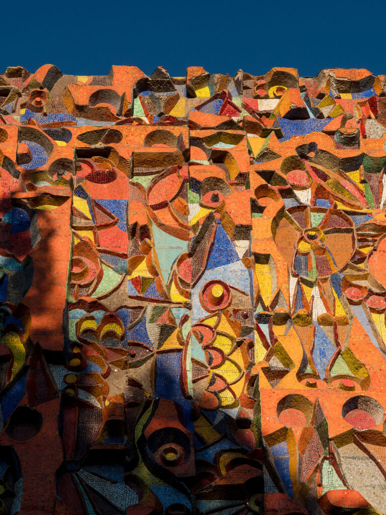 buntes Wandmosaik