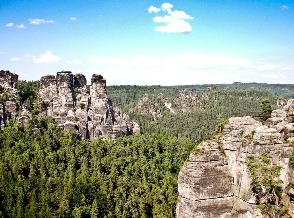 Landschaft mit Felsen